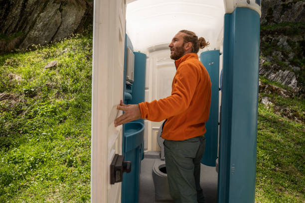 Portable Toilet Options We Offer in Oshkosh, WI
