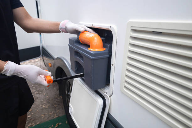 Best Portable restroom trailer rental  in Oshkosh, WI