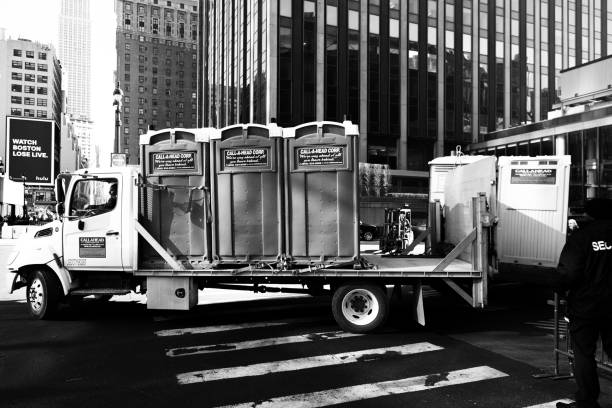 Best Luxury portable toilet rental  in Oshkosh, WI